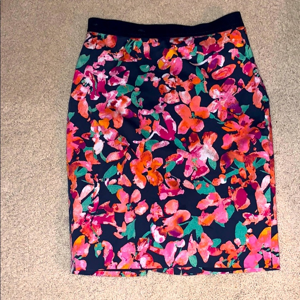 Ann Taylor Floral Stretch Pencil Skirt